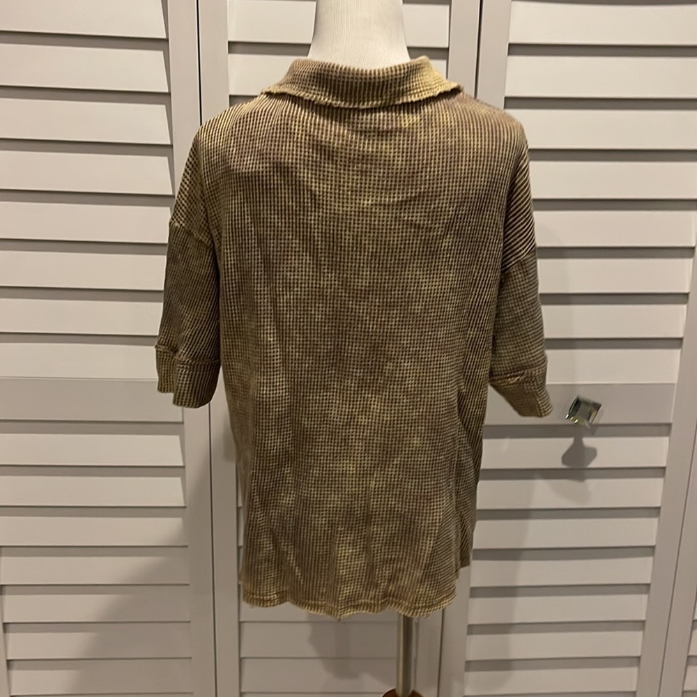 Bibi NWT Waffle Tie Dye Distressed Oversized Top. - Picture 5 of 9